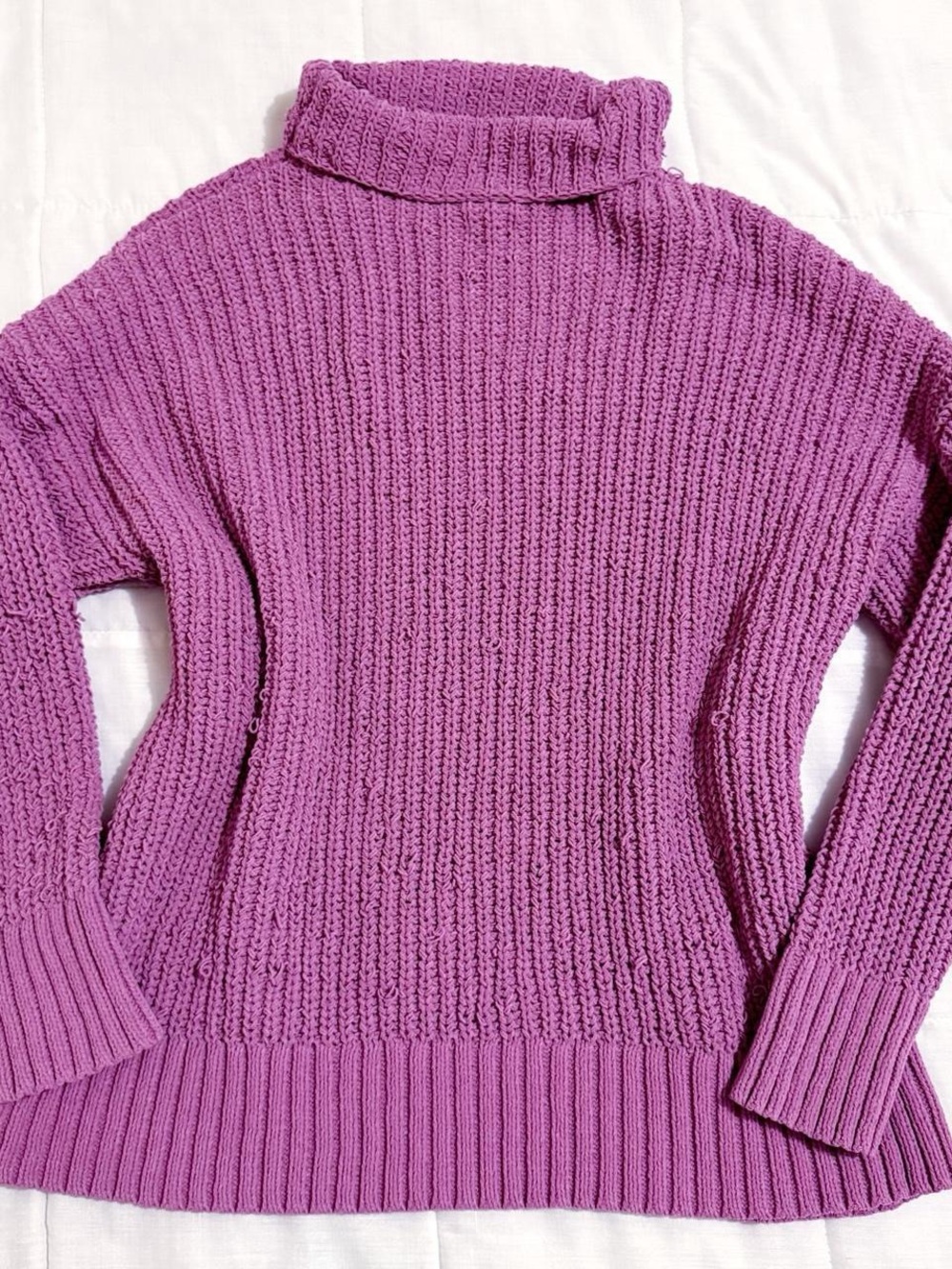 Aerie magenta purple oversized knit sweater